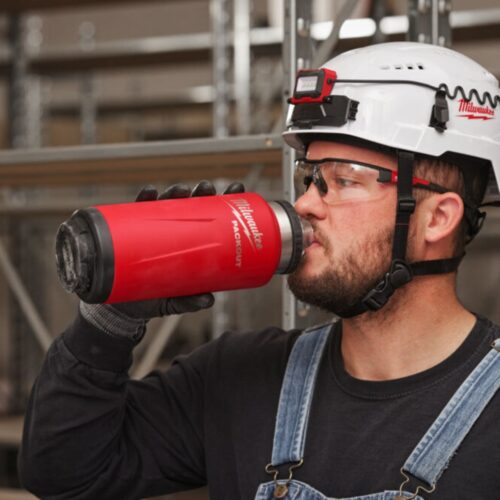 MILWAUKEE TERMOFLASKE 1065ML RED PACKOUT STOR ÅPNING